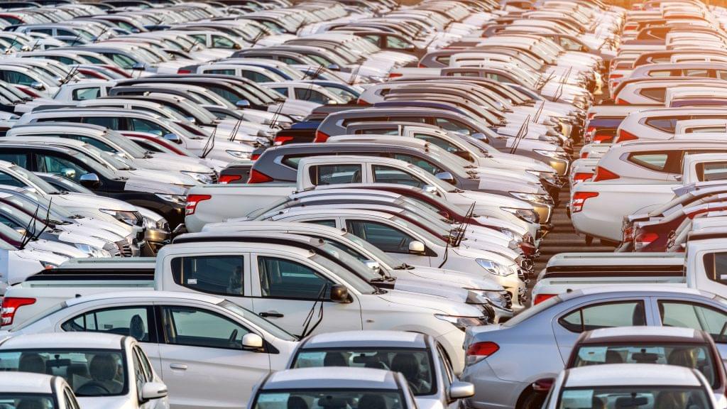 An expansive parking lot showcasing a multitude of cars, relevant to discussions on the Ohio Lemon Law for vehicle owners.